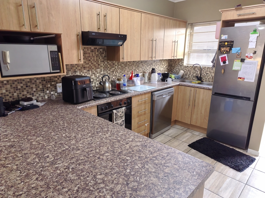 3 Bedroom Property for Sale in Windsor Park Eastern Cape